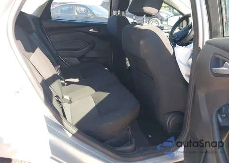 2015 Ford Focus Se z USA, uszkodzony, nr VIN 1FADP3K26FL328663